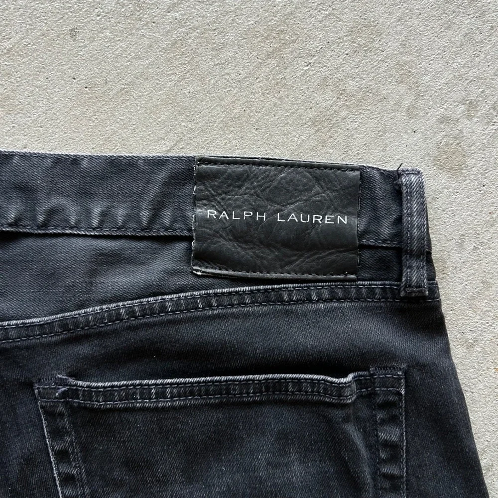 Polo Ralph Lauren inseam 32